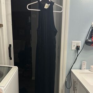 Chic Black Sleeveless jumper